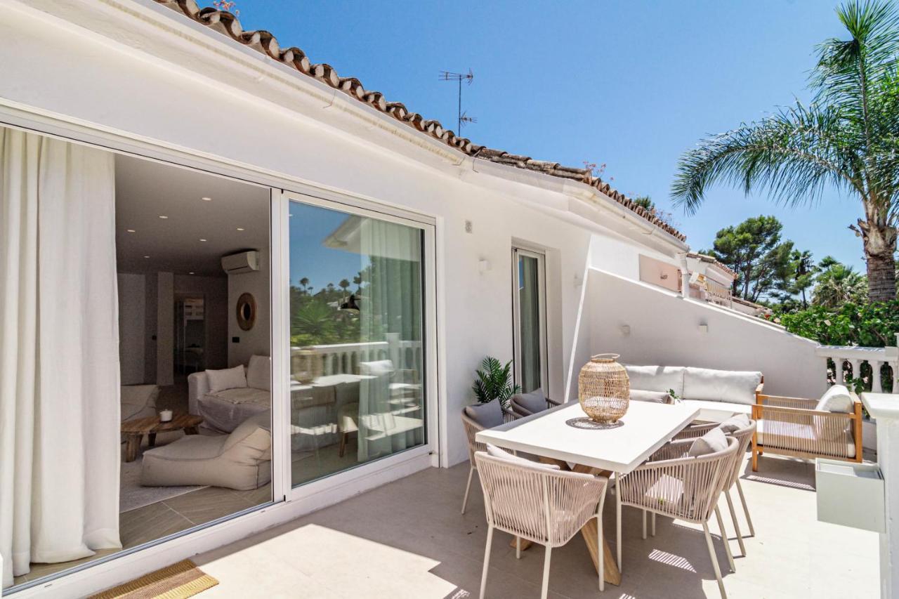 Fully Renovated Scandinavian Style 2 Bed In The Heart Of Puerto Banus Holiday home