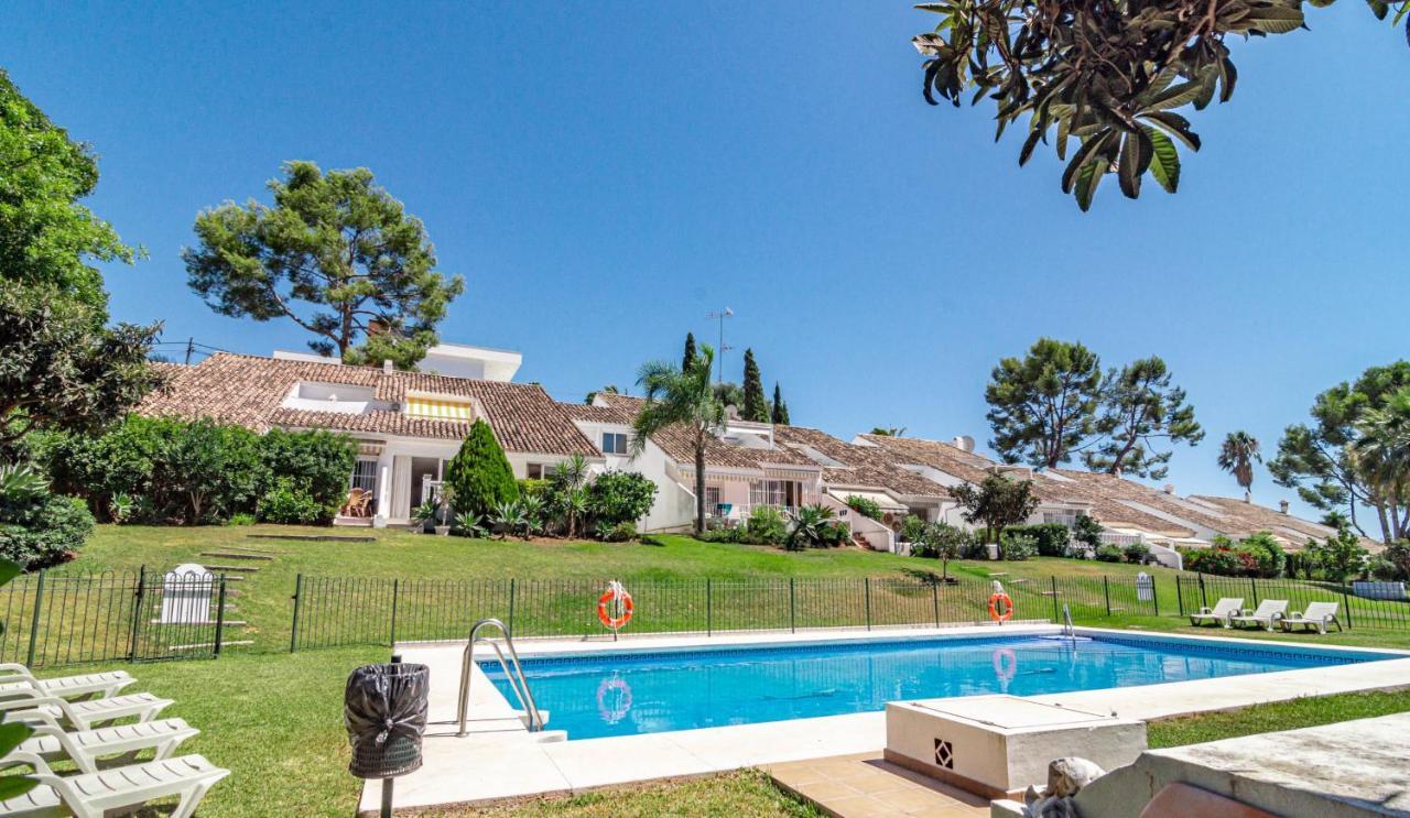 Fully Renovated Scandinavian Style 2 Bed In The Heart Of Puerto Banus Holiday home