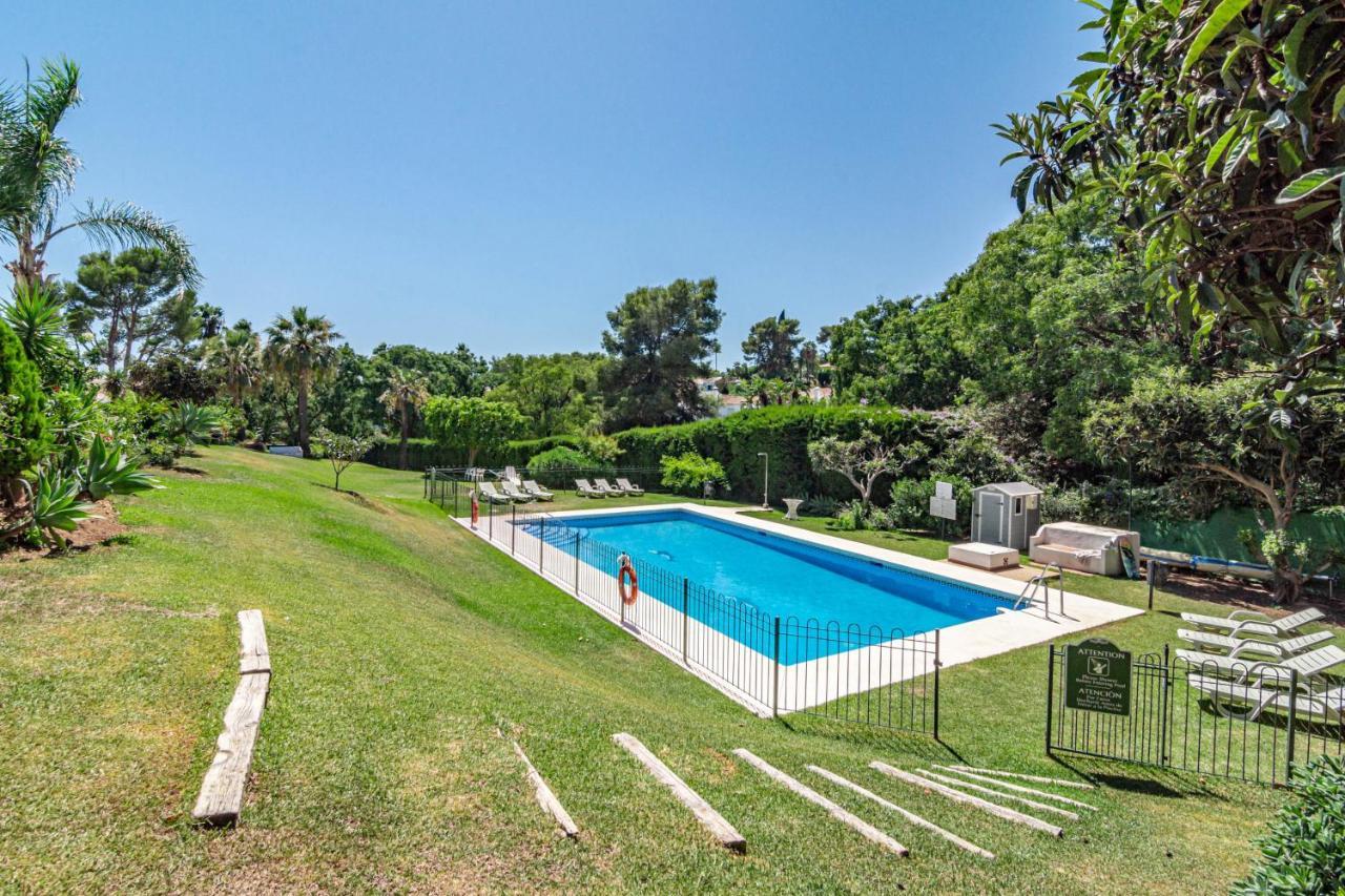 Hébergement de vacances Fully Renovated Scandinavian Style 2 Bed In The Heart Of Puerto Banus Marbellac