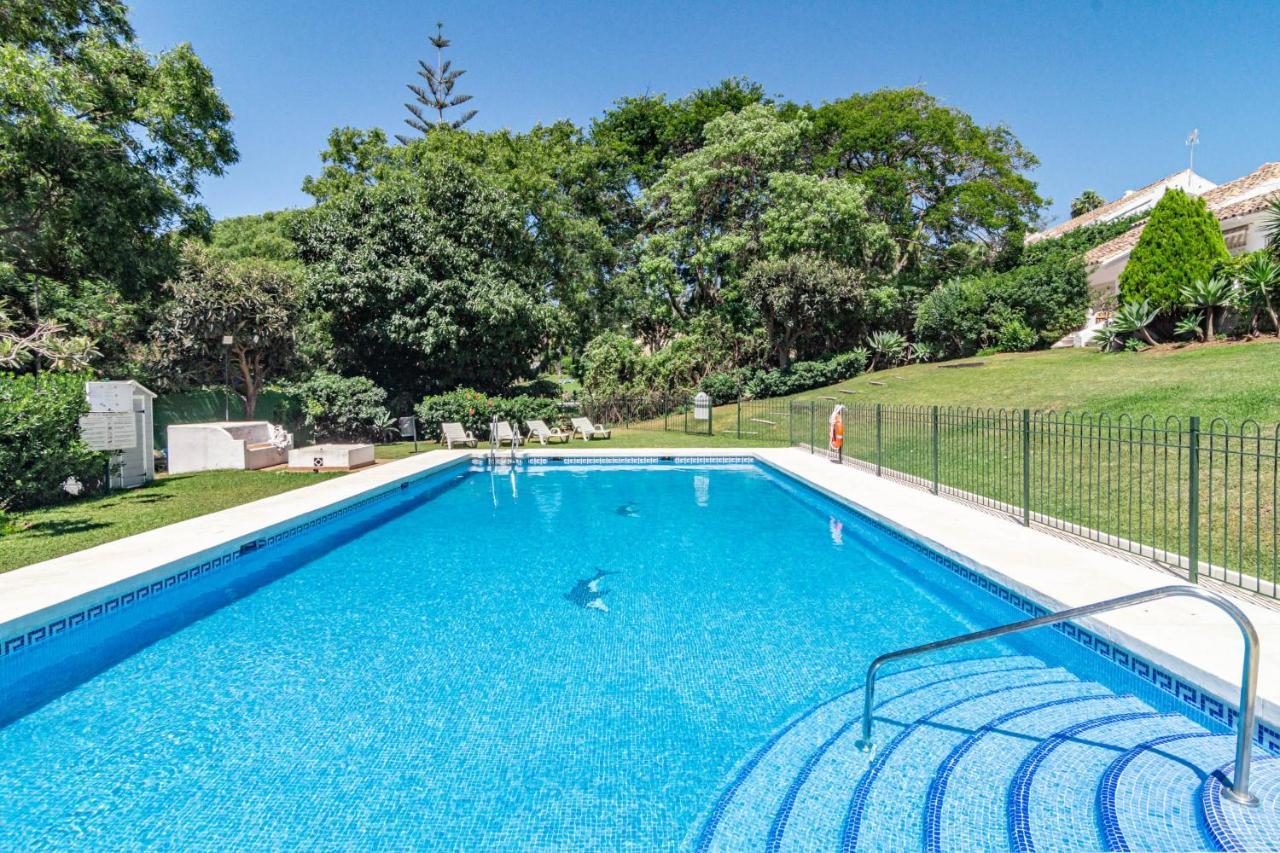 Hébergement de vacances Fully Renovated Scandinavian Style 2 Bed In The Heart Of Puerto Banus Marbellac